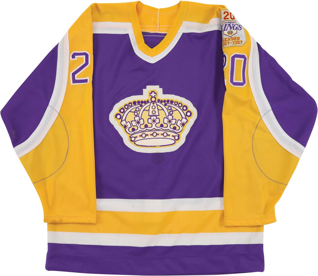 la kings luc robitaille jersey