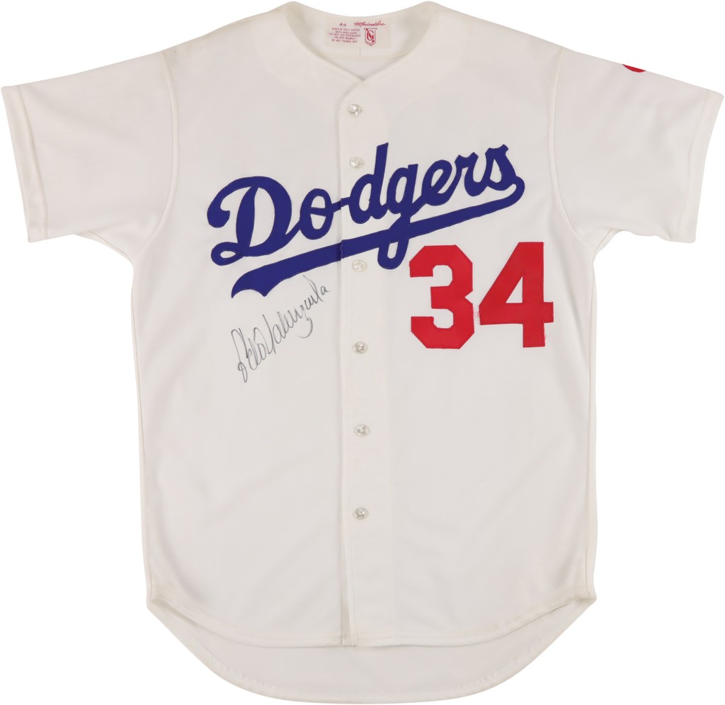 Fernando Valenzuela autographed Jersey (Los Angeles Dodgers)