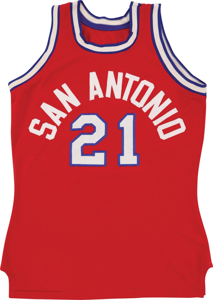 spurs red jersey