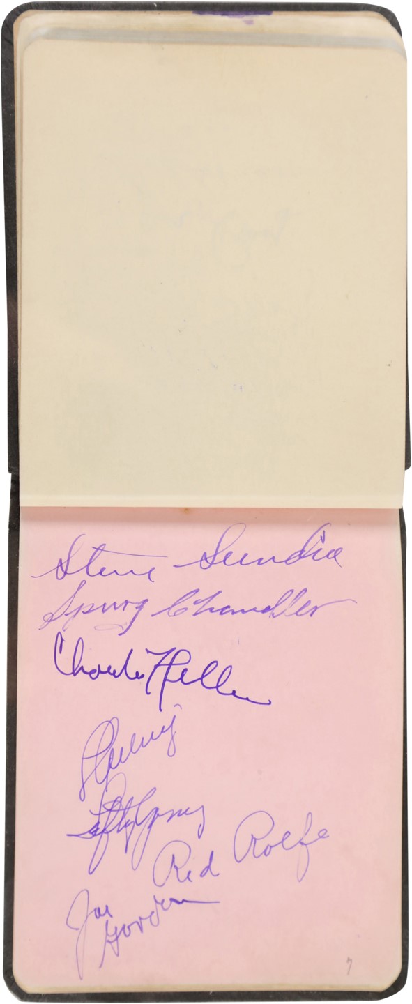 - 1930s American League Autograph Album w/Gehrig, Foxx, Williams, and More (175+ Signatures) (PSA)