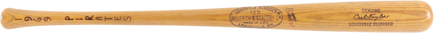 Clemente and Pittsburgh Pirates - 1969 Pittsburgh Pirates Team-Signed Bat w/Roberto Clemente (PSA)