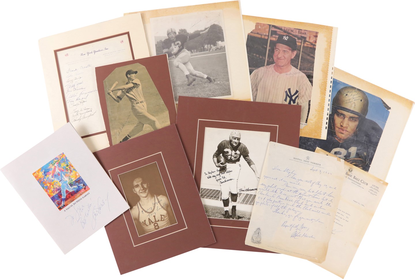 - Multi-Sport Autograph Collection w/Hall of Famers (11)