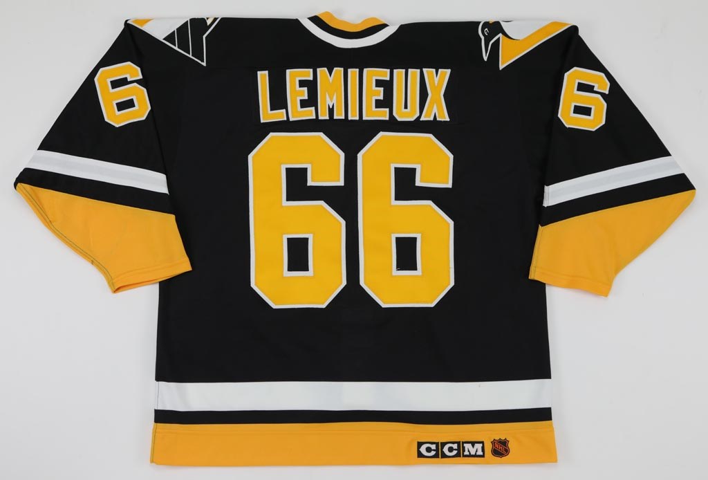 penguins game jersey